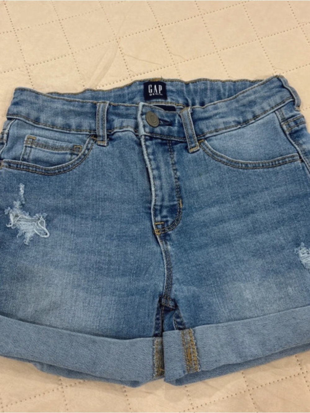 GAP Women's Light Blue Distressed Denim Roll-Cuff Shorts